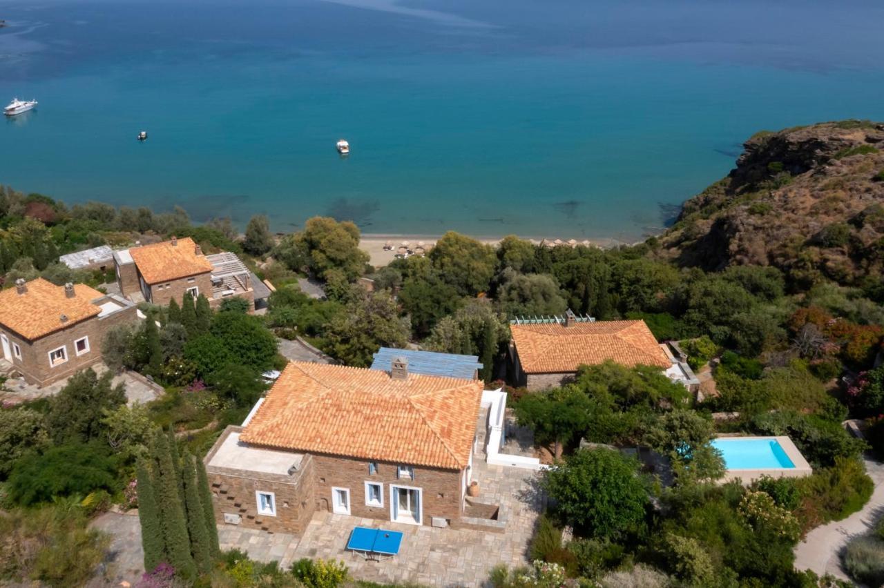Luxury Villa By The Beach Steniaí Екстериор снимка