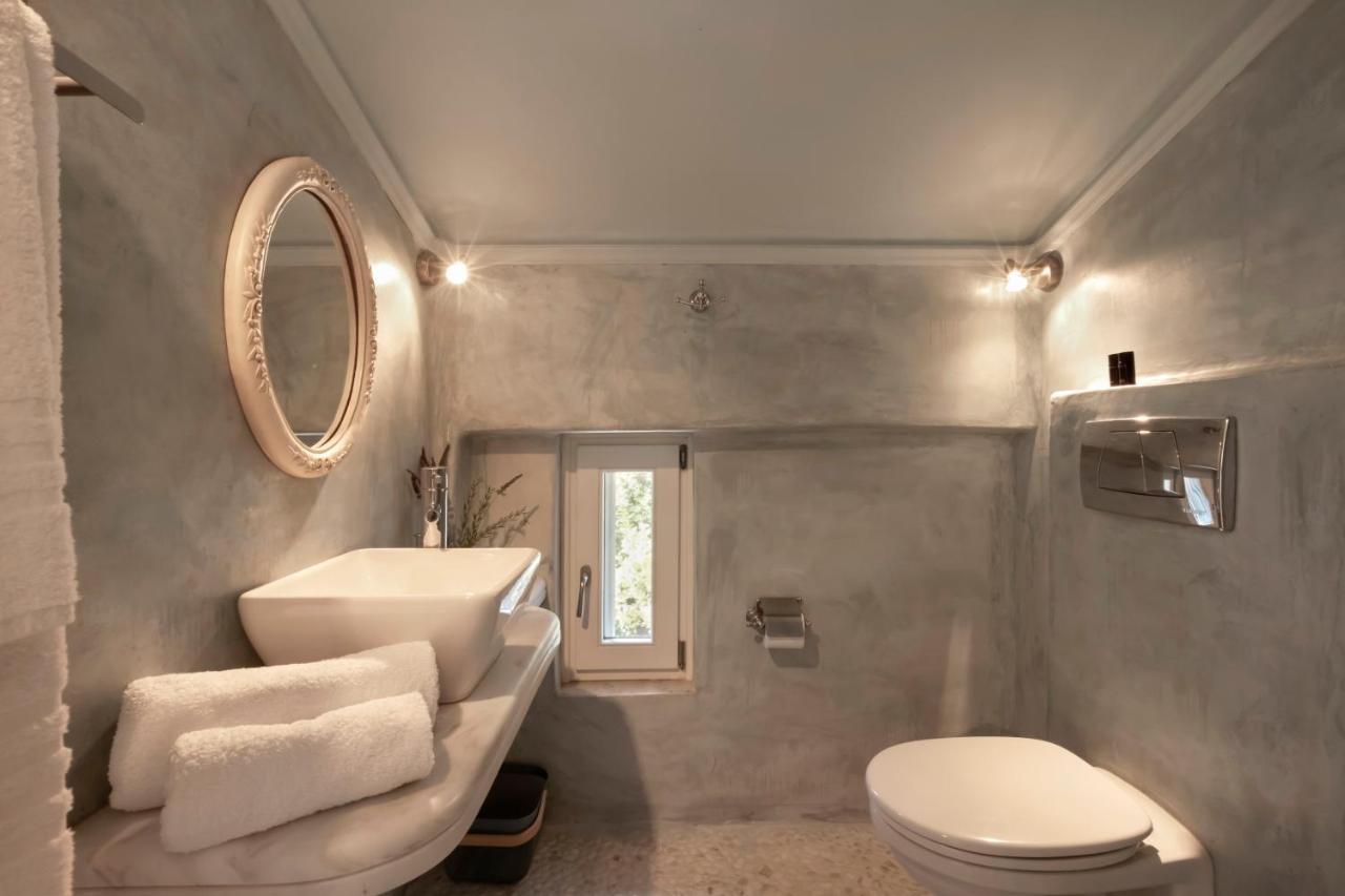 Luxury Villa By The Beach Steniaí Екстериор снимка